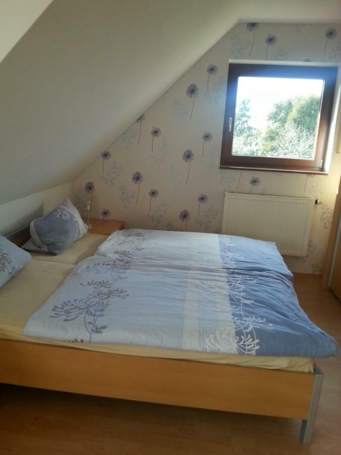 Carolines Gaestezimmer Homestay *